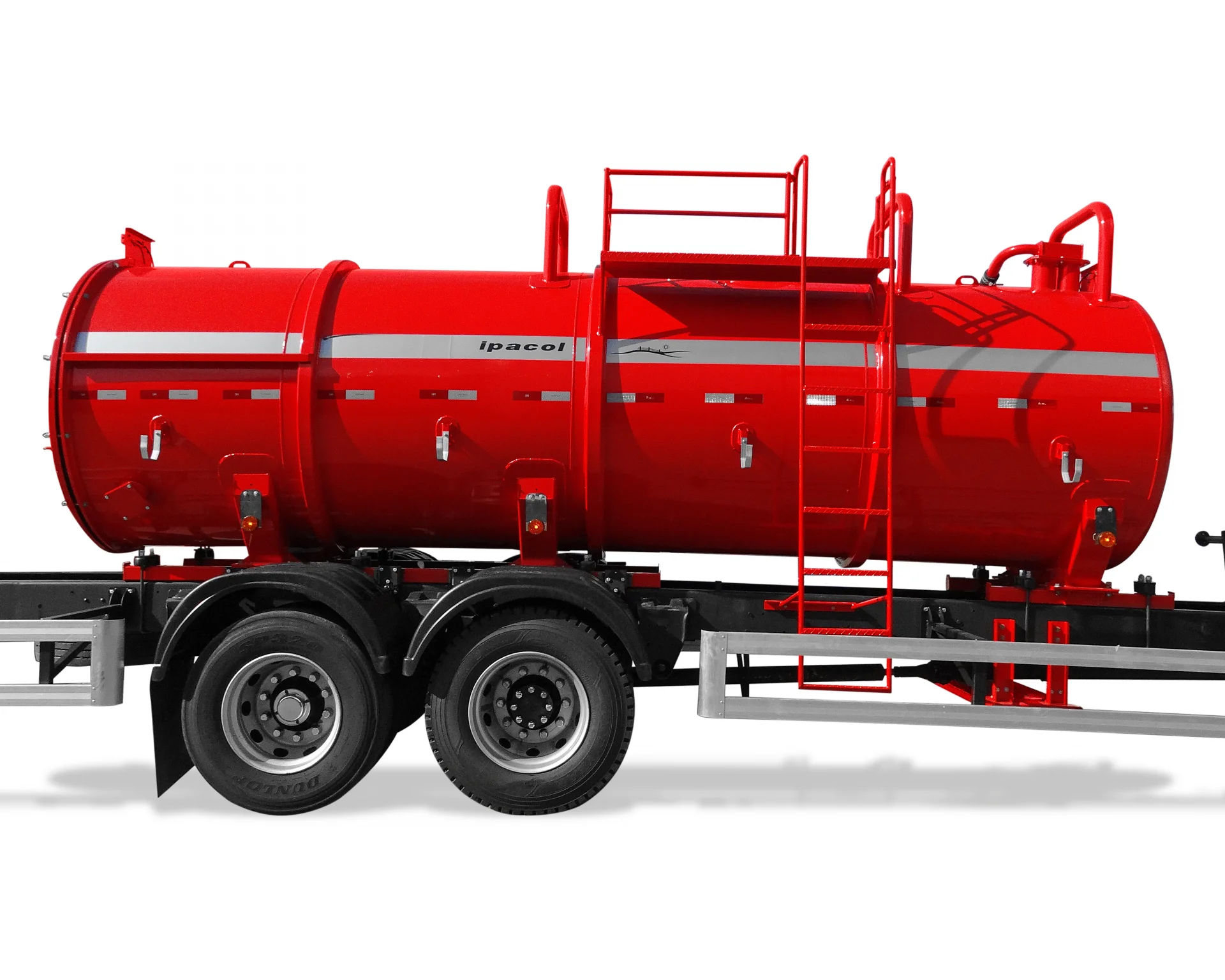 distribuidor-de-adubo-organico-liquido-a-vacuo-acoplado-ao-camin-652d9e7a9b083